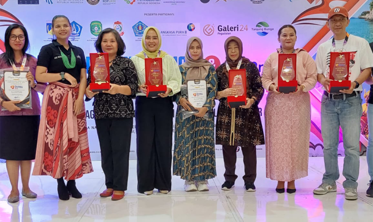 Dpmptsp Sulteng Raih Juara Stand Terbaik Pekan Promosi Investasi