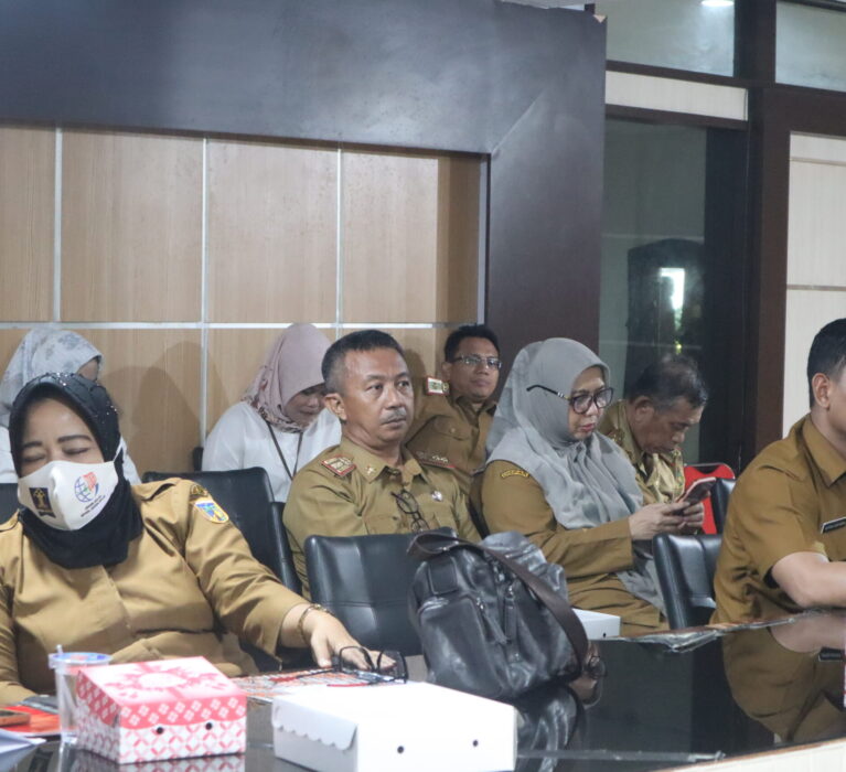 Sekdis DPMPTSP Sulteng Hadiri Rapat Paripurna Pembahasan dan Penetapan Raperda Provinsi Sulawesi Tengah