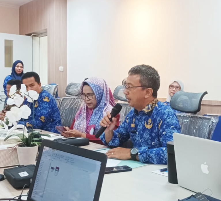 Sekretaris DPMPTSP Prov. Sulteng Membuka Workshop Strategi Pengembangan Promosi Potensi Unggulan Daerah 