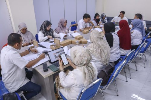 Rapat Asistensi RKA DPMPTSP T.A 2025 Berjalan Dengan Lancar.