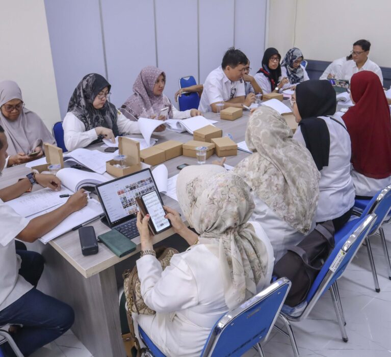 Rapat Asistensi RKA DPMPTSP T.A 2025 Berjalan Dengan Lancar.