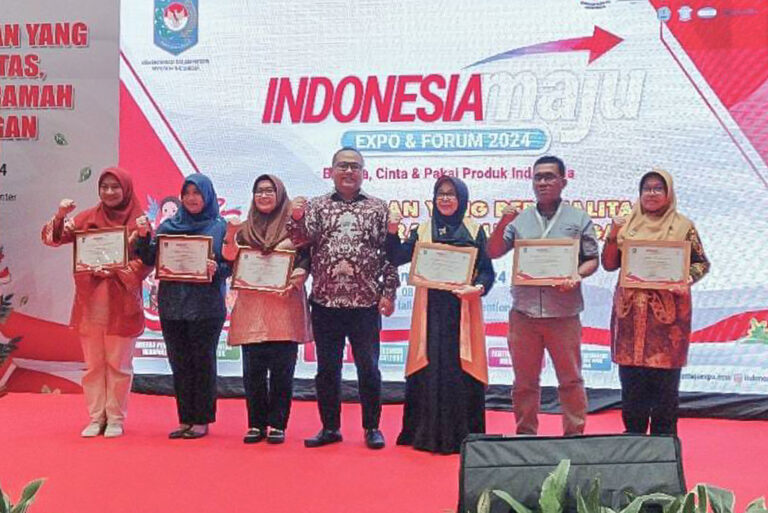 DPMPTSP Prov. Sulteng Raih Stand Terbaik 3 Pada Indonesia Maju Expo dan Forum 2024